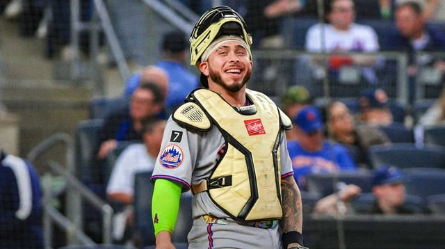May 16, 2025; Bronx, New York, USA; New York Mets catcher Francisco Alvarez (4) reacts during a game against the New York Yankees at Yankee Stadium. Mandatory Credit: John Jones-Imagn Images