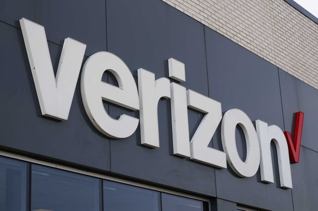 Verizon users were hit with a nationwide outage Saturday.