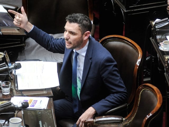 Damián Arabia en el Congreso. Foto: Federico López Claro.