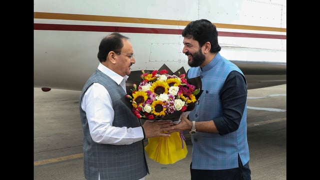 Union Minister and BJP National President J.P. Nadda being welcomed upon his arrival in Pune, Maharashtra. (@OfficeofJPNadda)