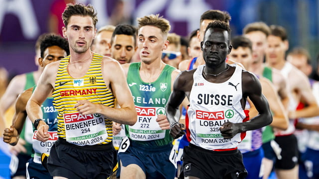 Der deutsche Leichtathlet Aaron Bienenfeld (l.)