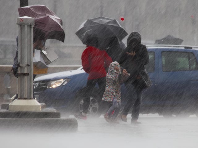 Bouches-du-Rhône: la rentrée des classes décalée à mardi 2 septembre en raison de la météo