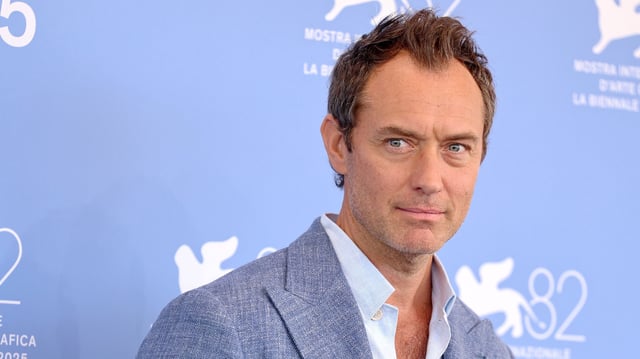 Jude Law attends "The Wizard Of The Kremlin" photocall during the 82nd Venice International Film Festival.