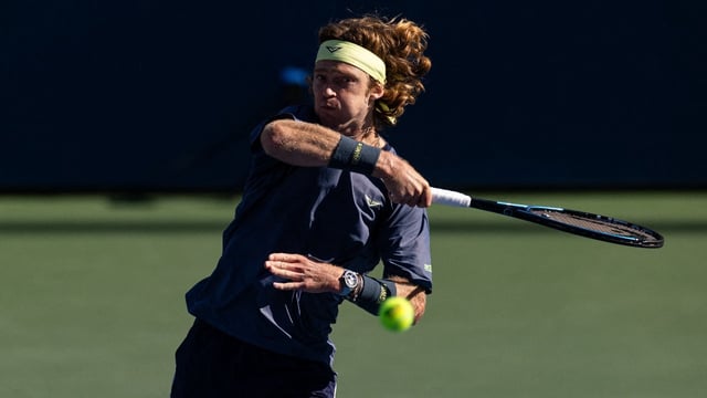 Andrey Rublev has been fined 3000 US dollars. Courtesy: Reuters