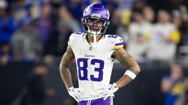 Jan 13, 2025; Glendale, AZ, USA; Minnesota Vikings wide receiver Jalen Nailor (83) against the Los Angeles Rams during an NFC wild card game at State Farm Stadium.