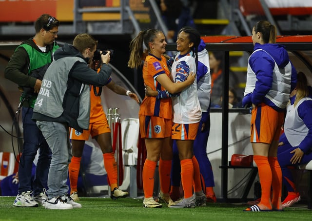 Soccer Football - Women's Euro 2025 Qualifier - Netherlands v Finland - Sparta Stadion, Rotterdam, Netherlands - May 31, 2024 Netherlands's Lieke Martens reacts after playing her last home international match REUTERS/Piroschka Van De Wouw