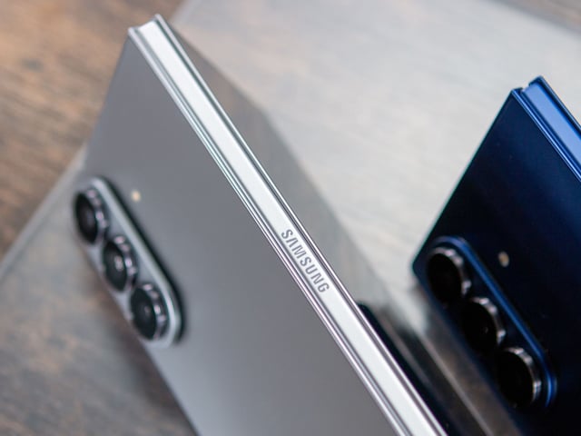 Samsung Galaxy Z Fold 7 hinges hands-on