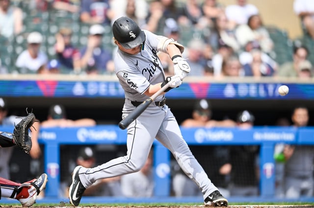 Chase Meidroth #10 of the Chicago White Sox hits a two-run home run against the Minnesota Twins in the second inning of the game at Target Field on Sept. 1, 2025 in Minneapolis, Minnesota. (Photo by Stephen Maturen/Getty Images)