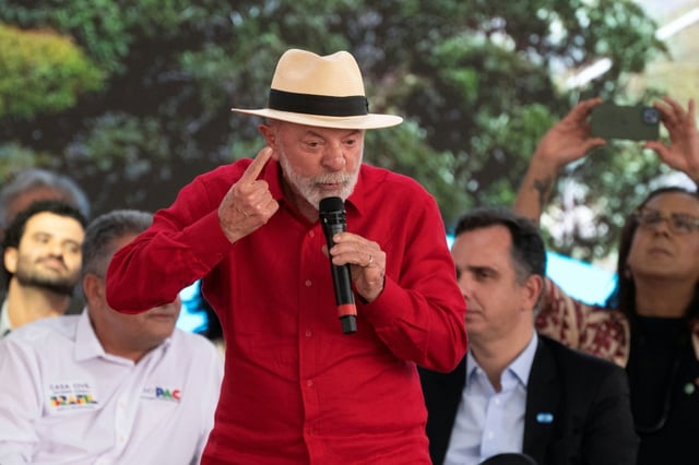 Le président brésilien Luiz Inacio Lula da Silva s'exprime lors d'une conférence de presse à Contagem, dans l'Etat du Minas Gerais, au Brésil, le 29 août 2025
