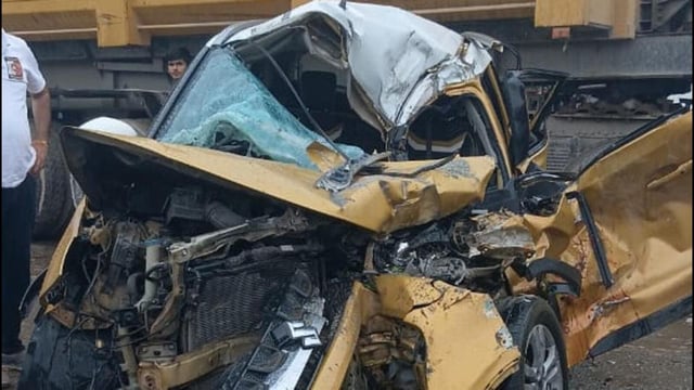 Police said the accident took place on a two-lane road in Rampur Fatehpur village near the Eastern Peripheral Expressway (EPE). The truck was moving at a slow speed, and the SUV was comparatively cruising at high speed. (HT Photos)