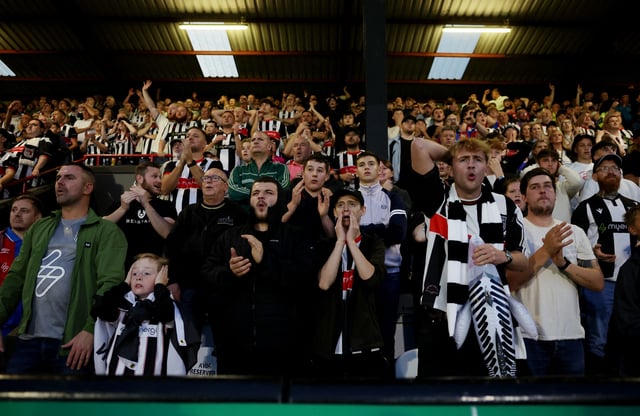 Soccer Football - Carabao Cup - Second Round - Grimsby Town v Manchester United - Blundell Park, Grimsby, Britain - August 27, 2025 Grimsby Town fans Action Images via Reuters/Lee Smith/ File Photo