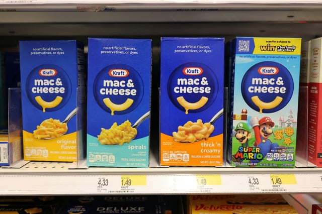 Der US-Konzern Kraft Heinz hat seine Aufspaltung in zwei Unternehmen bekanntgegeben. Der Aufsichtsrat habe sich einstimmig für einen Plan ausgesprochen, den Hersteller "in zwei unabhängige, börsennotierte Unternehmen" aufzuteilen.