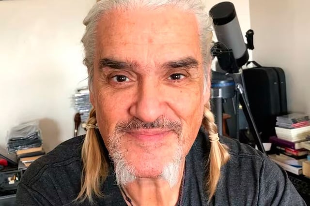 Roberto Pettinato tiene novia. Foto: captura pantalla