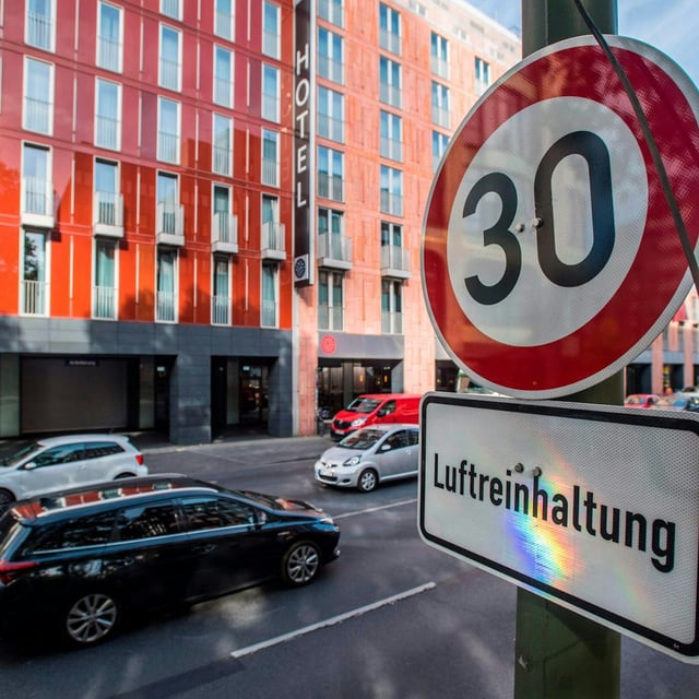 In mehr als 20 Straßen werden Tempo 30-Regelungen teilweise wieder aufgehoben.