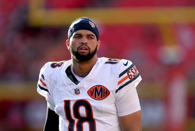 Quarterback Caleb Williams #18 of the Chicago Bears warms up prior to the NFL Preseason 2025 game against the Kansas City Chiefs at Arrowhead Stadium on August 22, 2025 in Kansas City, Missouri.