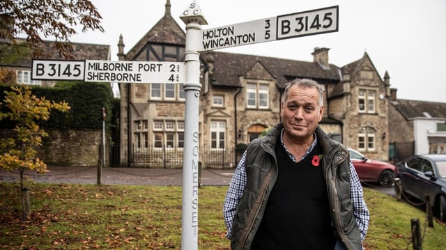 Warburton in his constituency when he was MP for Somerton & Frome, where he won large majorities