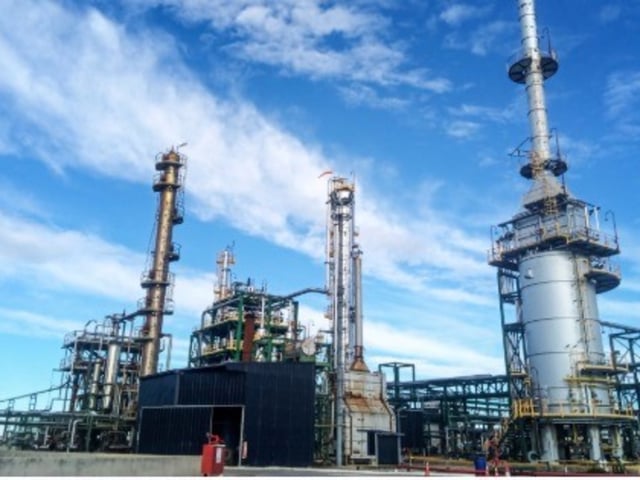 Refinería de Refi Pampa, en Colonia 25 de mayo.