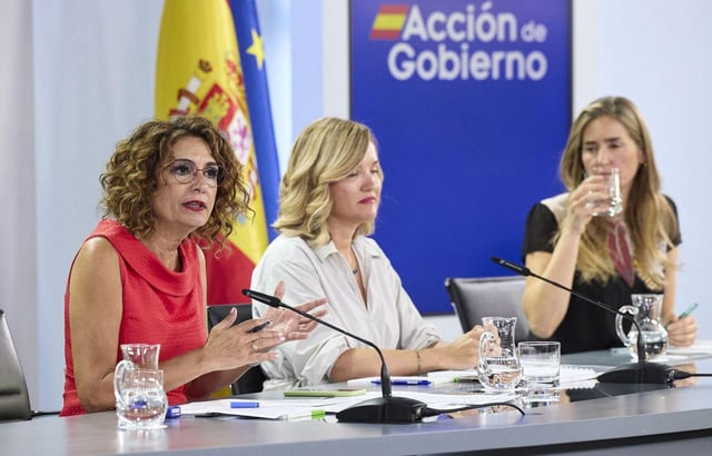 Imagen de la rueda de prensa posterior al Consejo de Ministros. |  Jesús Hellín/EP