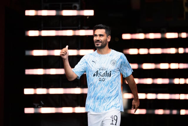 Soccer Football - FIFA Club World Cup - Group G - Manchester City v Wydad Casablanca - Lincoln Financial Field, Philadelphia, Pennsylvania, U.S. - June 18, 2025 Manchester City's Ilkay Gundogan in the stands before the match IMAGN IMAGES via Reuters/Caean Couto/File Photo