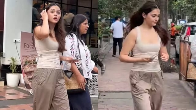 Aneet Padda Looks Chic As She Steps Out Without Mask, Saiyaara Fans Call Her 'True Princess': Watch