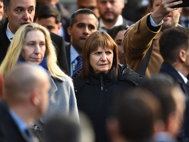 Karina Milei, Patricia Bullrich y Manuel Adorni. Foto: Lázaro Fernández