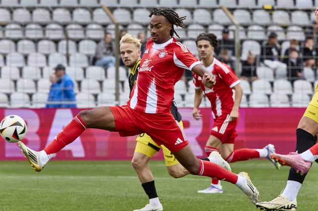 Regionalliga Bayern, FC Bayern München II vs SpVgg Bayreuth, München FC Bayern, München FC Bayern II Amateure, Bayreuth SpVgg, 2025-08-23 in München Stadion an der Grünwalder Straße KUSI-ASARE Jonah FC Bayern München II FCBII09 Mittelstürmer sportworld München Stadion an der Grünwalder Stra Bayern Deutschland *** Regionalliga Bayern, FC Bayern München II vs SpVgg Bayreuth, München FC Bayern, München FC Bayern II Amateure , Bayreuth SpVgg, 2025 08 23 in München Stadion an der Grünwalder Straße KUSI ASARE Jonah FC Bayern München II FCBII09 Mittelstürmer sportworld München Stadion an der Grünwalder Stra Bayern Germany