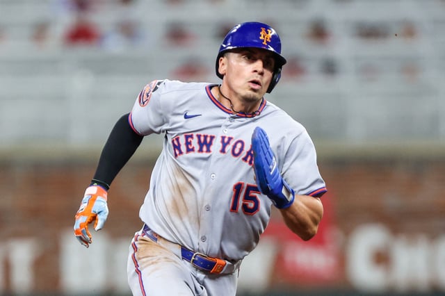 Aug 22, 2025; Cumberland, Georgia, USA; New York Mets outfielder Tyrone Taylor (15) runs the bases against the Atlanta Braves during the sixth inning at Truist Park. Mandatory Credit: Jordan Godfree-Imagn Images/File Photo