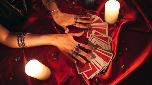 Tarot Card Reading Today, September 3, 2025: Insights for All Zodiac Signs with a Lucky Vastu Tip