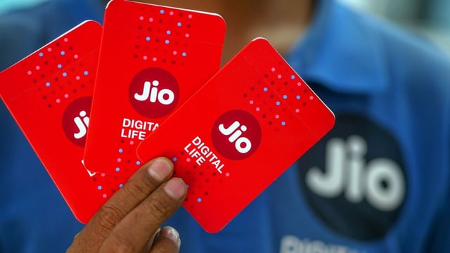 Reliance Jio celebrates its 9th anniversary with a new Rs. 349 and Rs. 1200 Celebration Plans.