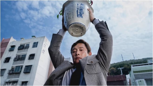No Other Choice features Lee Byung-hun in lead role | Image: X