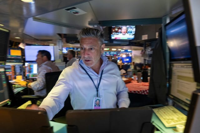 Traders à la Bourse de New York le 3 septembre 2025.