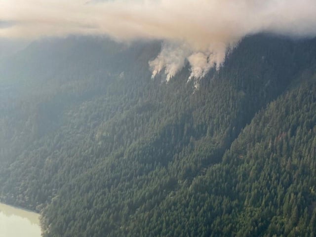 The Bastion Peak wildfire near Pemberton burns on Sept. 2, 2025. Photo: B.C. Wildlife Service