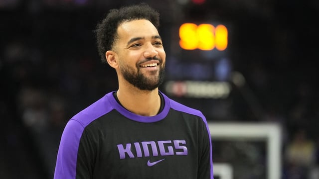 Apr 11, 2025; Sacramento, California, USA; Sacramento Kings forward Trey Lyles (41) before the game against the Los Angeles Clippers at Golden 1 Center. Mandatory Credit: Darren Yamashita-Imagn Images