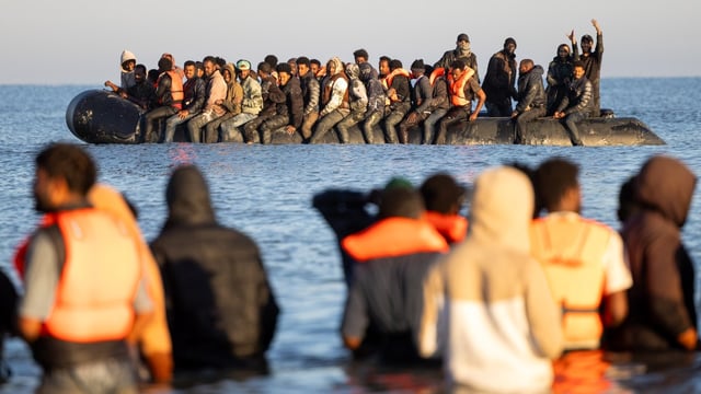 Migrants at Gravelines in northern France