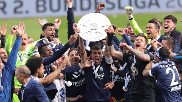 Anthony Losilla wird verabschiedet. In BILD schreiben ehemalige Mitspieler.