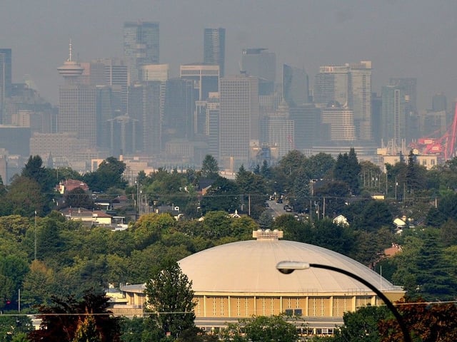File photo of smoky skies from wildfires in Vancouver. Photo: Nick Procaylo/PNG.