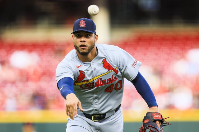 Aug 29, 2025; Cincinnati, Ohio, USA; St. Louis Cardinals first baseman Willson Contreras (40) throws to first to get Cincinnati Reds second baseman Santiago Espinal (not pictured) out in the second inning at Great American Ball Park. Mandatory Credit: Katie Stratman-Imagn Images/File Photo