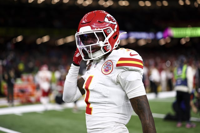 Xavier Worthy #1 of the Kansas City Chiefs warms up prior to Super Bowl LIX against the Philadelphia Eagles at Caesars Superdome on February 9, 2025 in New Orleans, LA.