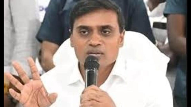 A special court for Anti-Corruption Bureau cases in Vijayawada on Saturday granted interim bail to YSR Congress Party parliamentarian PV Mithun Reddy. (HT PHOTO)