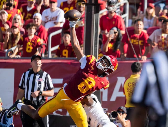 USC wide receiver Ja’Kobi Lane makes a one-handed catch in the end zone for a touchdown against Georgia Southern in the first quareter in Los Angeles on Saturday, Sept. 6, 2025. (Photo by Paul Rodriguez, Contributing Photographer)