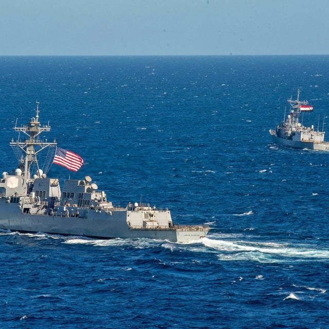 Ein US-Marineschiff bei einem Einsatz im Roten Meer.