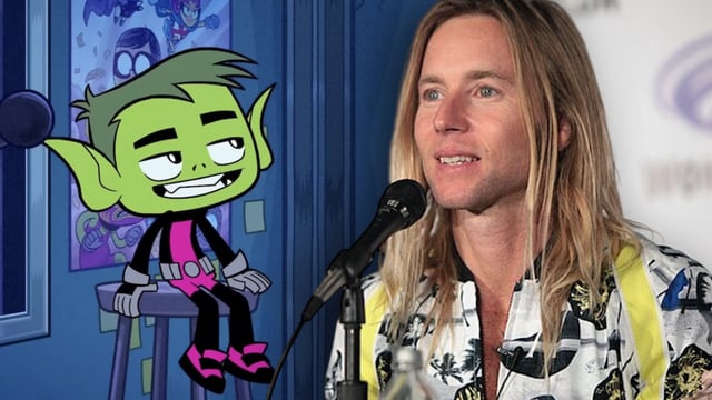 Beast Boy in Teen Titans Go! and Greg Cipes speaking at the 2016 Wondercon