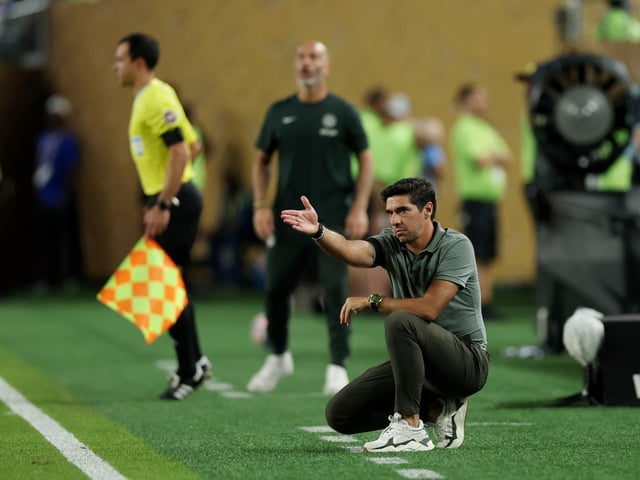 Soccer Football - FIFA Club World Cup - Quarter Final - Palmeiras v Chelsea - Lincoln Financial Field, Philadelphia, Pennsylvania, U.S. - July 4, 2025
Palmeiras coach Abel Ferreira reacts REUTERS/Lee Smith