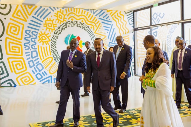 Ethiopia's Abiy Ahmed and TK Kenya's William Ruto at the Africa Climate Summit in Addis Ababa. Image courtesy Africa Climate Summit. (Public Domain) https://africaclimatesummit2.et/media/blog_images/1000016689.jpg