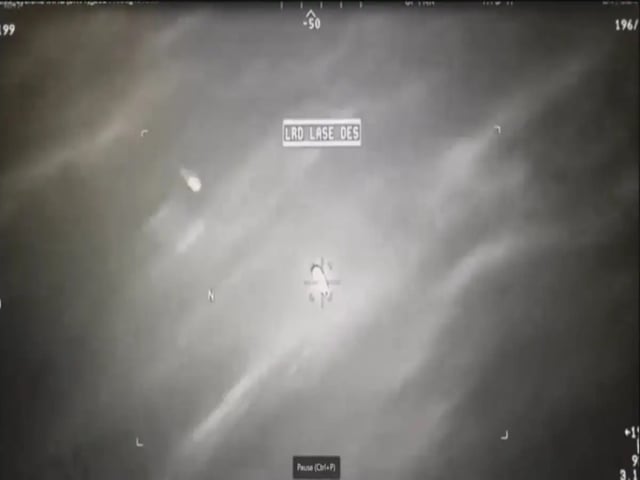 Las imágenes captan un dron MQ-9 rastreando un orbe UAP mientras otro MQ-9 le disparaba un misil Hellfire. Foto: @NewsNation (X)