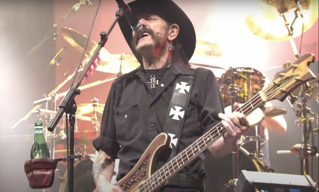 A photo of Lemmy.