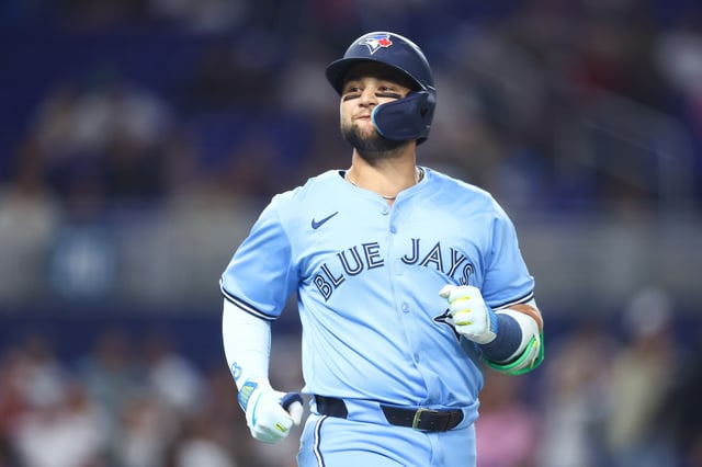 MIAMI, FLORIDA - AUGUST 22: Bo Bichette #11 of the Toronto Blue Jays runs to first base against the Miami Marlins in the third inning of the game at loanDepot park on August 22, 2025 in Miami, Florida. (Photo by Megan Briggs/Getty Images)