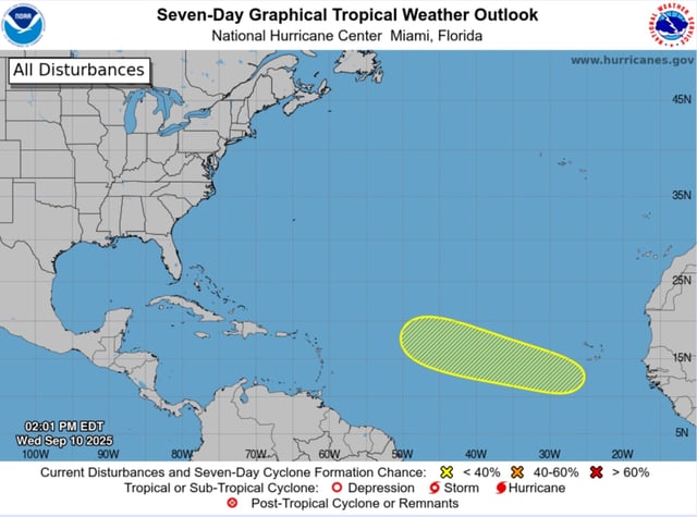 A forecast map from the NHC shows no tropical storms or hurricanes in the Atlantic.