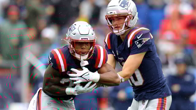 Las Vegas Raiders v New England Patriots