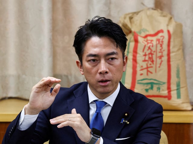 Japanese Agriculture, Forestry and Fisheries Minister Shinjiro Koizumi speaks during a tasting event of stockpiled rice in Tokyo, Japan May 29, 2025. REUTERS/Kim Kyung-Hoon/File Photo